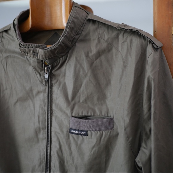 Men’s Members Only Vintage Bomber Jacket Olive Green Full Zip Up Cotton Blend 40 - Picture 4 of 6